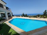 Girne, Lapta ???????? Satılık Özel Havuzlu 3+1 Villa