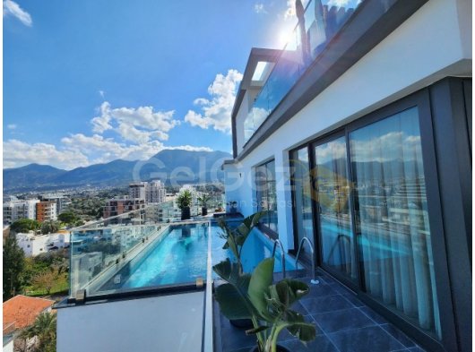 Girne Merkez ???? Satılık – 250 m², 3 Katlı Ultra Lüks Penthouse