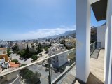 Girne merkezde 3+1 satilk penthouse, 2 katlı