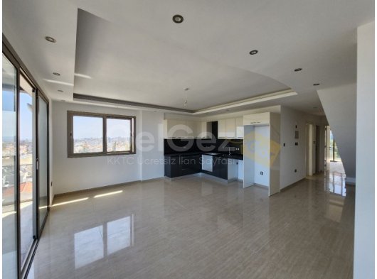 Girne merkezde 3+1 satilk penthouse, 2 katlı