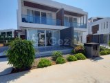 Alsancak, Camelot Beach’e Yakın Modern 3+1 Dubleks Villa