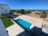 Girne, Catalkoy, kiralik 5+1 esyasiz veya esyali villa