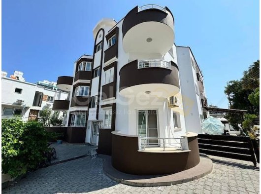 Girne'nin Merkezinde Satılık TÜRK KOÇANLI 3+1