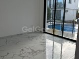 Girne Lapta da huzurlu site içerisinde satılık 3+1 ikiz villa