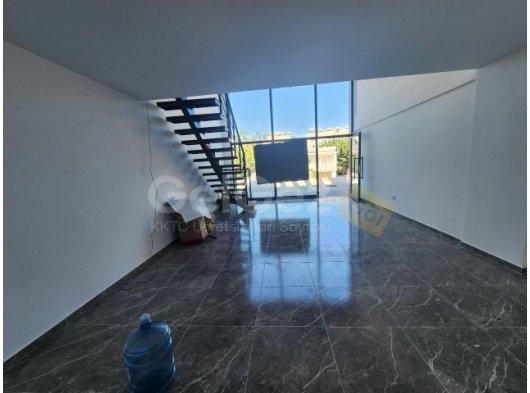 Alsancak'ta Anacadde Üzerinde Kiralık Ofis