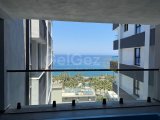 GİRNE’DE MODERN 3+1 DAİRE DENİZ MANZARALI DAİREYE ÖZEL HAVUZLU BALKON