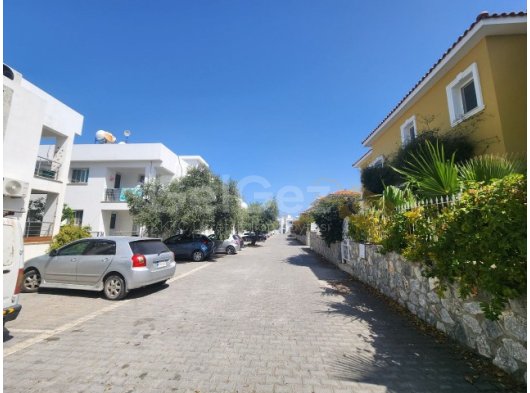 GENIS VE TERASLI SATILIK 3+1 DAIRE