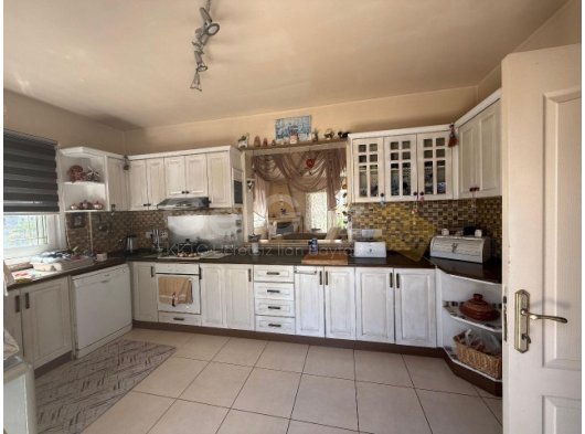 Girne Merkez’de Geniş 3+1 Penthouse