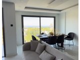 Dağ ve deniz manzarasına karşı ayrıcalıklı bir yaşam... 3+1 | 170 m² geniş yaşam alanı