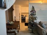 ALSANCAKTA ANAYOL ÜZERİ HARİKA SİTEDE 1+1 SATILIK LOFT DAİRE