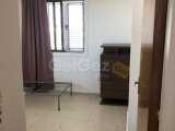 GİRNE MERKEZDE BÜTÜN OLANAKLARA YAKIN KİRALIK DAİRE