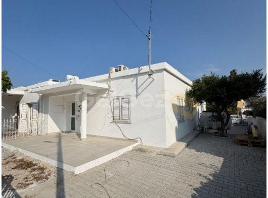 KARAOGLANOGLUNDA SATILIK IKIZ EV