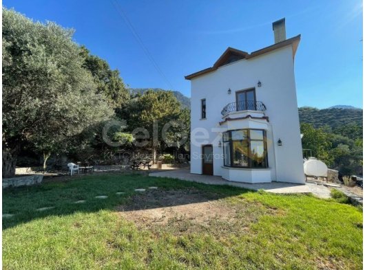 Lapta'da kaçırılmayacak fırsat 3+1 villa