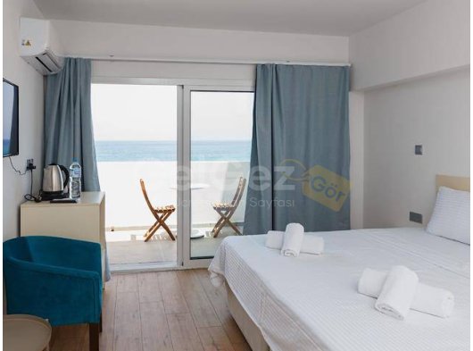 Yepyeni Denize Sıfır Otel! Konforlu Yataklar, Ac Wi-Fi, Tv ve Modern Tasarımlı Banyolara Sahip Stüdyolar ve 1 Yatak Odalı Çatı Katları. Concept Cafe "Rasas