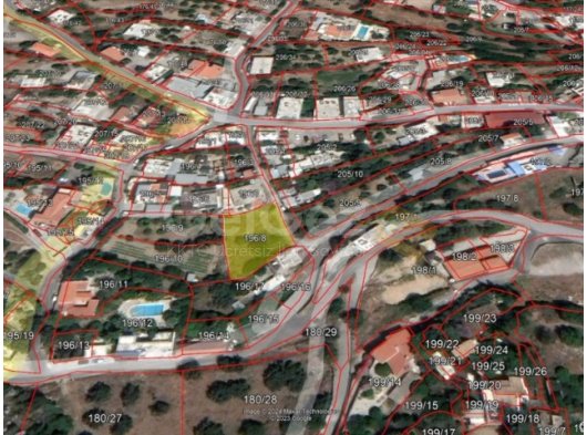 GİRNE / KARŞIYAKA’DA VİLLA PROJESİ ONAYLI MUHTEŞEM DENİZ MANZARALI 2 KONUT YAPIMINA UYGUN İMARLI ARSA