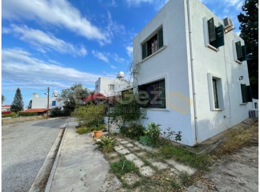 Girne / Edremit’te kiralık müstakil ev.
