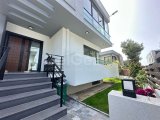 GİRNE ALSANCAK BÖLGESİNDE LÜKS EŞYALI 4+2 KİRALIK VİLLA