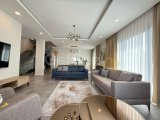 GİRNE ALSANCAK BÖLGESİNDE LÜKS EŞYALI 4+2 KİRALIK VİLLA