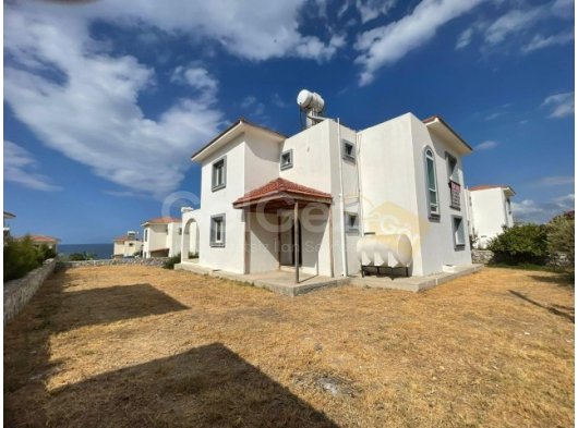 Esentepe’de Ticari İzinli Deniz Manzaralı Satılık Dubleks Villa