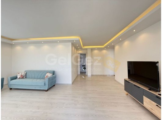 GİRNE MERKEZDE FULL EŞYAL 3+1 KİRALIK DAİRE