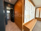GİRNE MERKEZDE TİCARI İZİNLİ KİRALIK OFİS PENTHOUSE