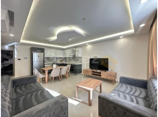 Girne Merkezde Site İçerisinde Lüx Eşyalı kiralık 2+1 Tripleks
