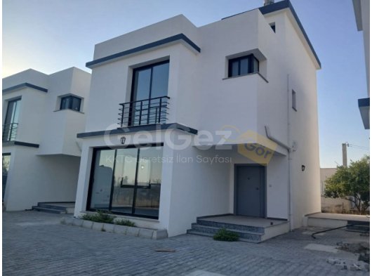 Lefkoşa Demirhan’da 200 m² 3+1 Satılık Villa