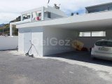 .Denize Sıfır Ultra Modern Site İçerisinde 2 Katlı Villa 4+1