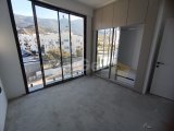 Girne Alsancak’ta Muhteşem Manzaralı 2+1 119m² Satılık Daire