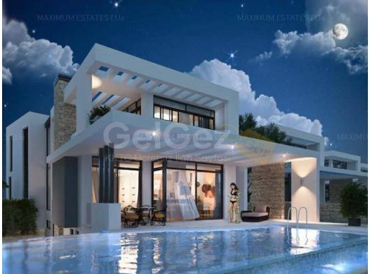 Denize 300 Metre! 4 Yatak Odalı Özel Havuzlu Villa