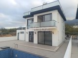 Girne Çatalköy’de Lüks 3+1 130m² Teraslı ve Havuzlu Villa