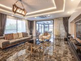 Havuzlu Lüks 4+1 Villa Girne