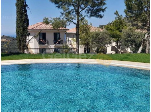 (2+1) Yeşil Bağın Üzerinden Muhteşem Deniz Manzarası.