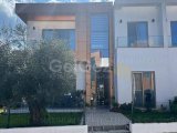 Güzel Deniz Manzaralı 3 Yatak Odalı Modern Tarz İkiz Villa