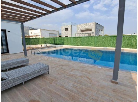 Lansman Fiyatı! Denize Yakın Havuzlu Villalar