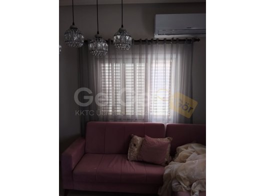 Farklı Renk ve Desenlerde Perdeler, Şimdi Sizi Bekliyor