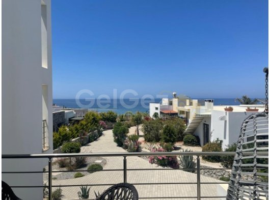 Kiralık 1 Yatak Odalı Dubleks Daire - Palmiye Koyu Manzaralı, Bahçeli, Kuzey Kıbrıs