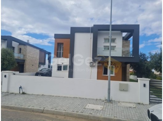 DAĞ MANZARALI MİMARİ ŞAHESER | ÇATALKÖY'DE 4+2 AKILLI VİLLA