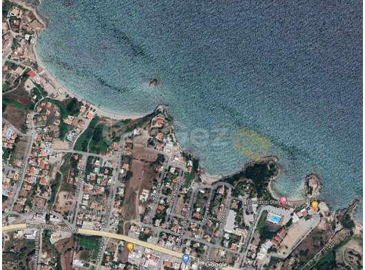 Denize Sadece 200 Metre Mesafede Hazır Villa Projesi İle Mükemmel Bir Arsa. Kıbrıs'ın En Çok Tercih Edilen Lokasyonlarından Birinde,