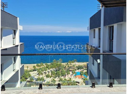 Bu Lüks 3 Yatak Odalı, 2 Banyolu Penthouse Tamamen Mobilyalıdır ve Muhteşem Dağ ve Deniz Manzarası Sunmaktadır. Geniş Balkonda Dinlenmek ve Eğlenmek İçin Mükemm