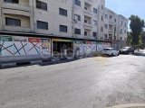 Bu 3 Yatak Odalı, 110 Metrekarelik Daire, Girne'de Merkezi Bir Konumda Yer Almakta Olup, Rahatlık, Modern Konfor ve Yaşam Tarzı Olanaklarının Bir Karışımını