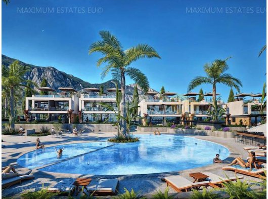 Bu Lüks 2+1, Bir Banyolu Çatı Katı Dairesi, Sofistikelik ve Konforun Mükemmel Bir Karışımını Sunar. Nefes Kesen Deniz ve Dağ Manzarasına Sahip Özel Bir Kompleks