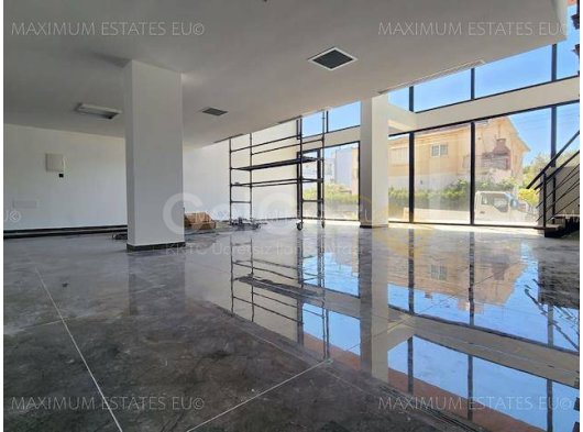 Satılık Ticari Emlak – Prestijli Şehir Merkezi Kompleksinde 215 m²