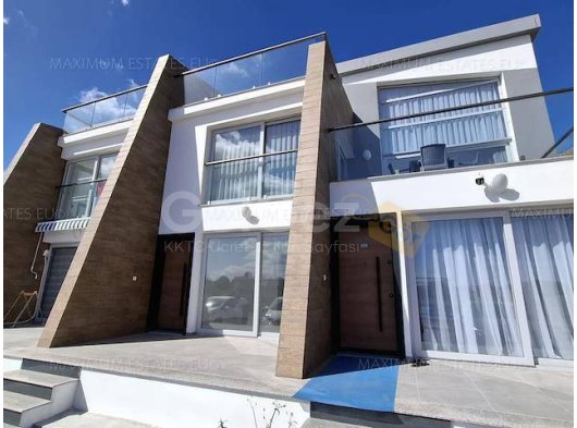 Kocanı Hazır! Denize Sadece 500M Uzaklıkta, Huzurlu Bir Konumda, Geniş 45 m² Teraslı Yepyeni 1+1 Daire