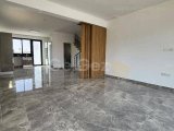Modern 3+1 Çatı Teraslı Villa 175M+70M – Girne ve Lefkoşa'ya 10 Dakika