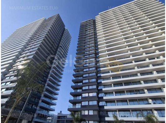 Kuzey Kıbrıs'ın En Yüksek Binasında Nefes Kesici Manzaralara Sahip Yepyeni Lüks Stüdyo Daire