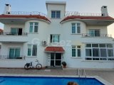 Çatalköy bölgesinde Havuzlu site içinde full eşyalı 2+1 daire