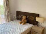 Girne karmi bölgesinde Havuzlu site içinde kiralık full eşyalı 2+1 dublex daire