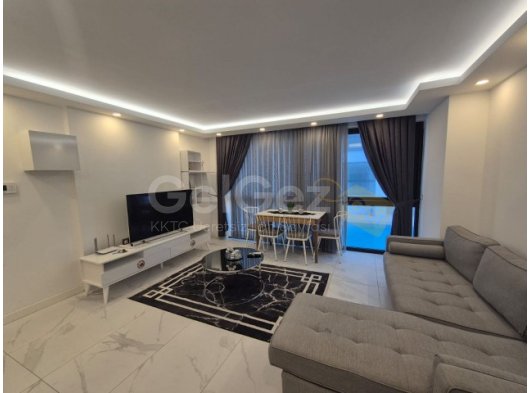 Girne merkez Havuzlu rezidansta kiralık full eşyalı 2+1 daire