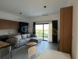 Girne Karaoğlanoğlu bölgesinde Havuzlu site içinde kiralık full eşyalı 2+1 daire
